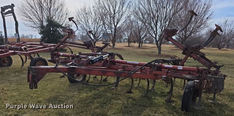 International Harvester 45 Equipment Image0