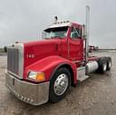 1996 Peterbilt 385 Image