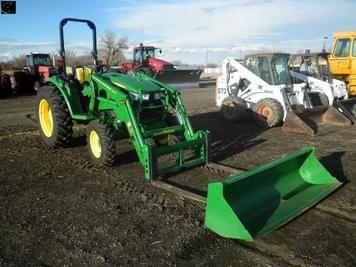 Main image John Deere 4052M