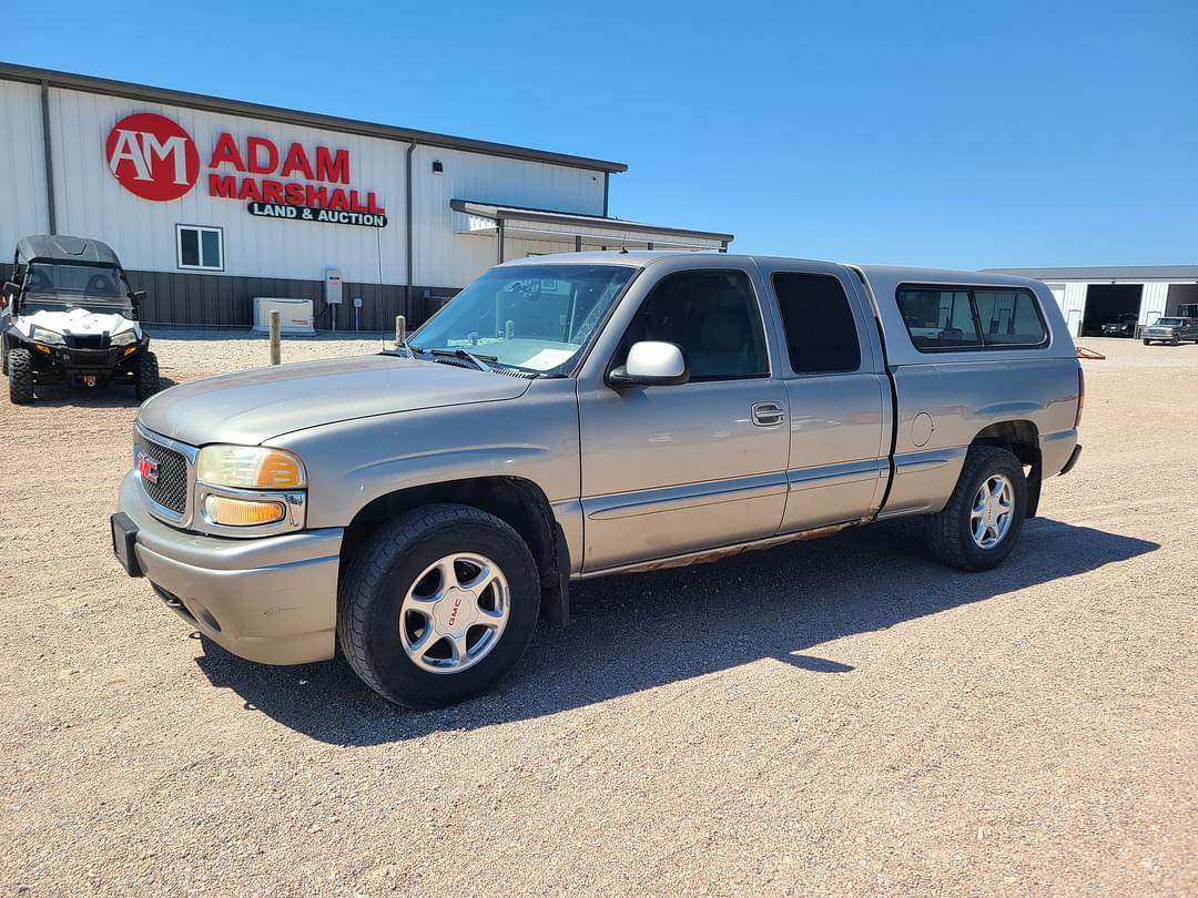 Image of GMC Sierra 1500 Primary image