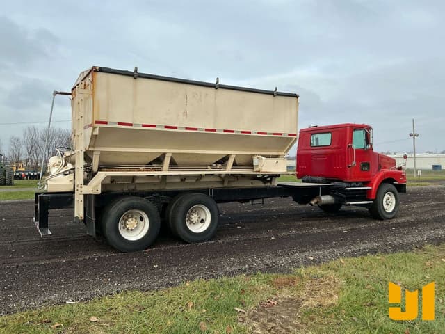 Image of Volvo WG equipment image 4