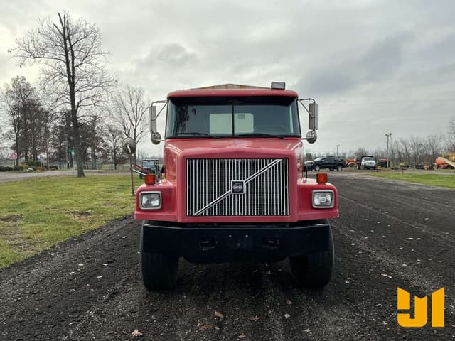 Image of Volvo WG equipment image 1