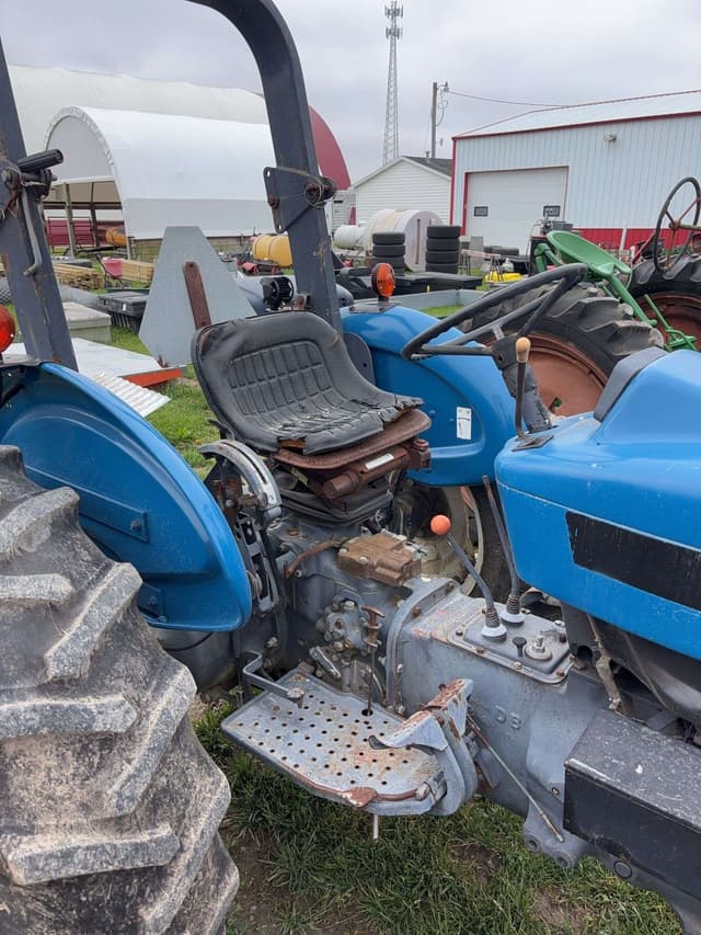 Image of New Holland 3430 equipment image 3