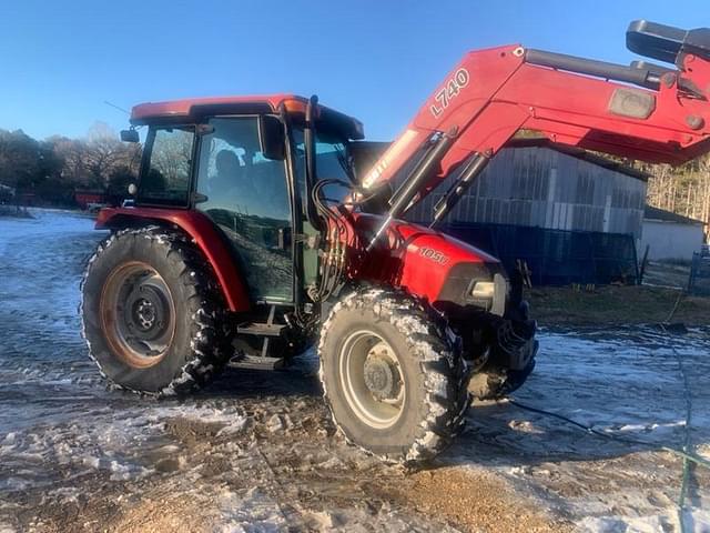 Image of Case IH Farmall 105U equipment image 2