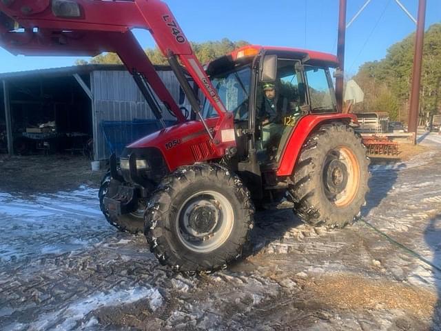 Image of Case IH Farmall 105U equipment image 4