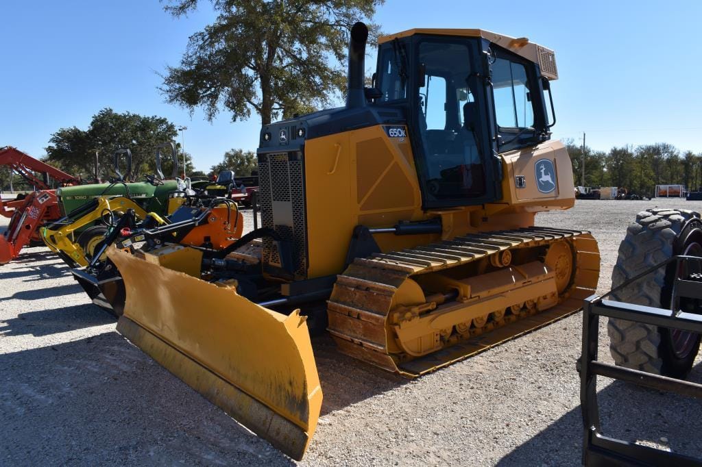 John Deere 650K LGP Equipment Image0