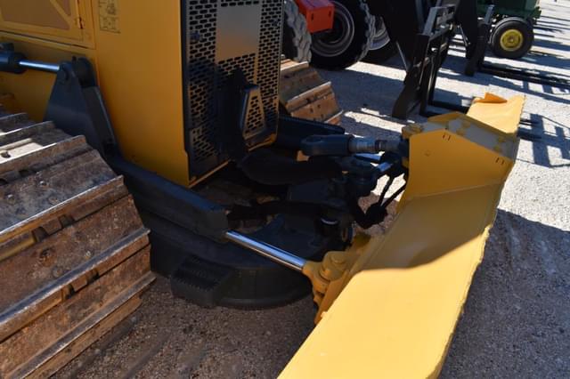 Image of John Deere 650K LGP equipment image 3