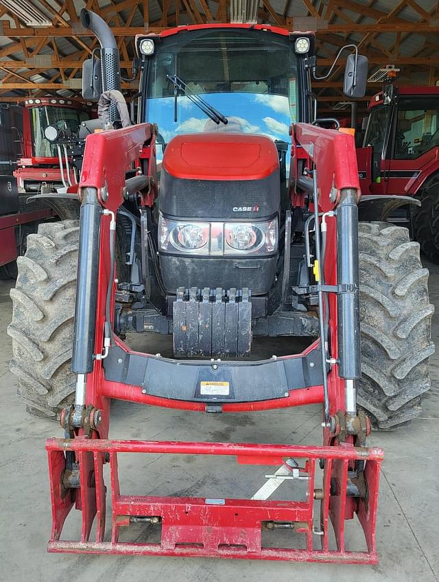 Image of Case IH Farmall 120C equipment image 1