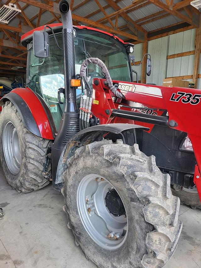 Image of Case IH Farmall 120C equipment image 2