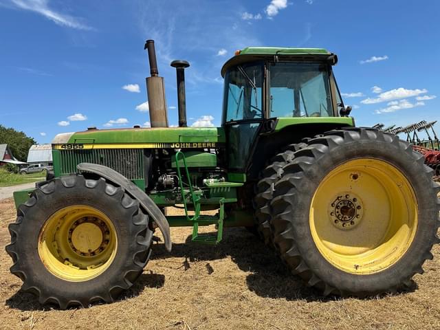 Image of John Deere 4955 equipment image 3