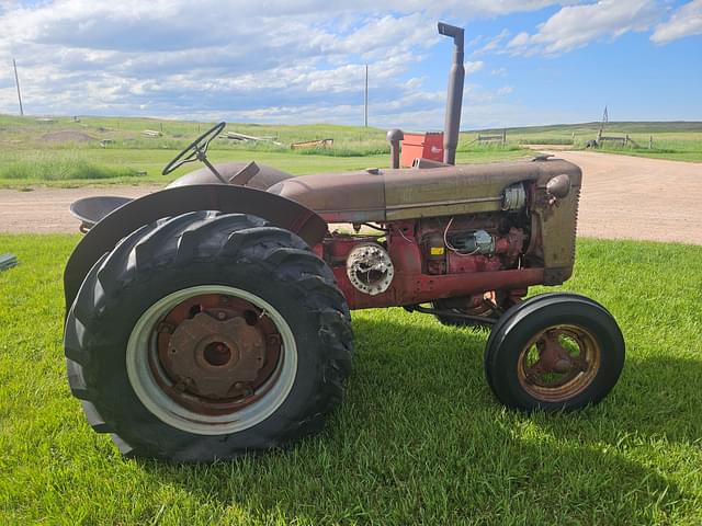 Image of McCormick-Deering W-4 equipment image 1