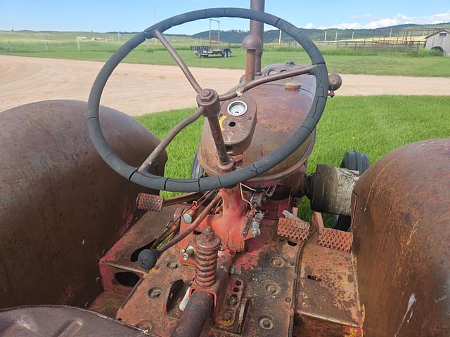 Image of McCormick-Deering W-4 equipment image 3