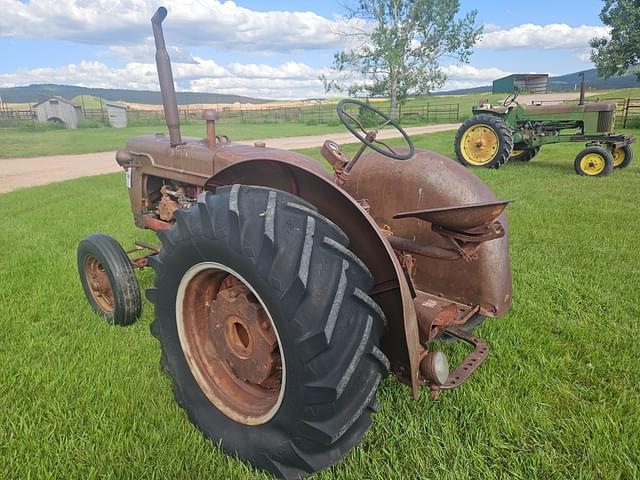 Image of McCormick-Deering W-4 equipment image 4