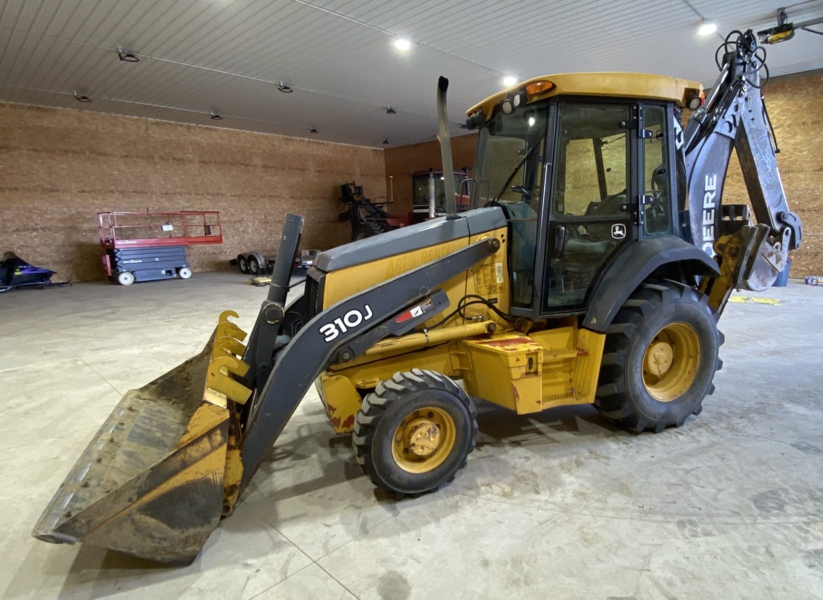 2011 John Deere 310J Equipment Image0