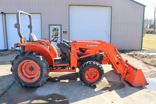 Image of Kubota L3430HST equipment image 1