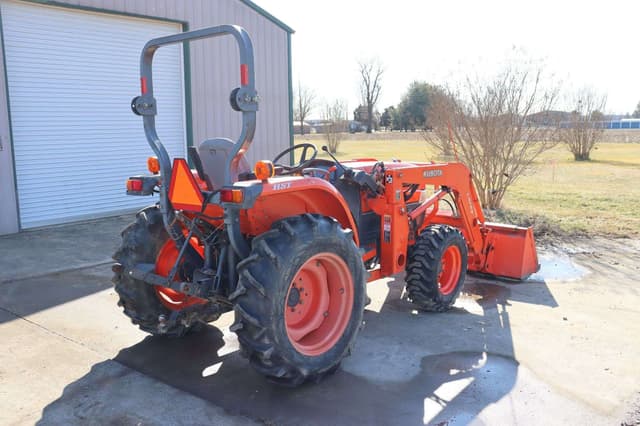 Image of Kubota L3430HST equipment image 2