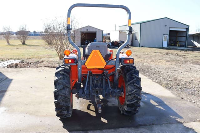 Image of Kubota L3430HST equipment image 3