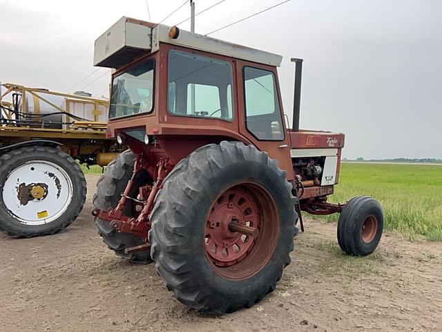 Image of International Harvester 1466 equipment image 4