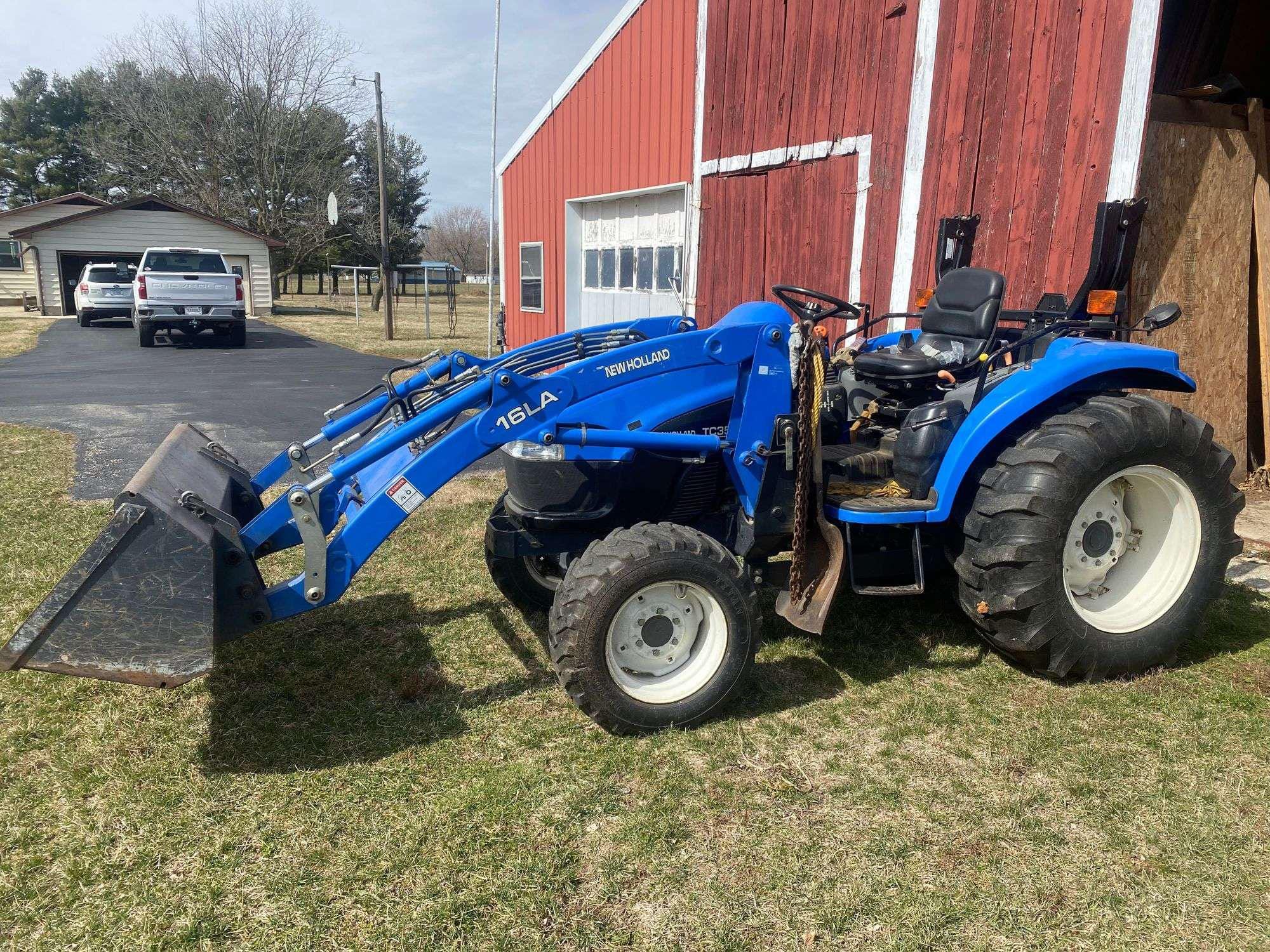 Main image New Holland TC35D