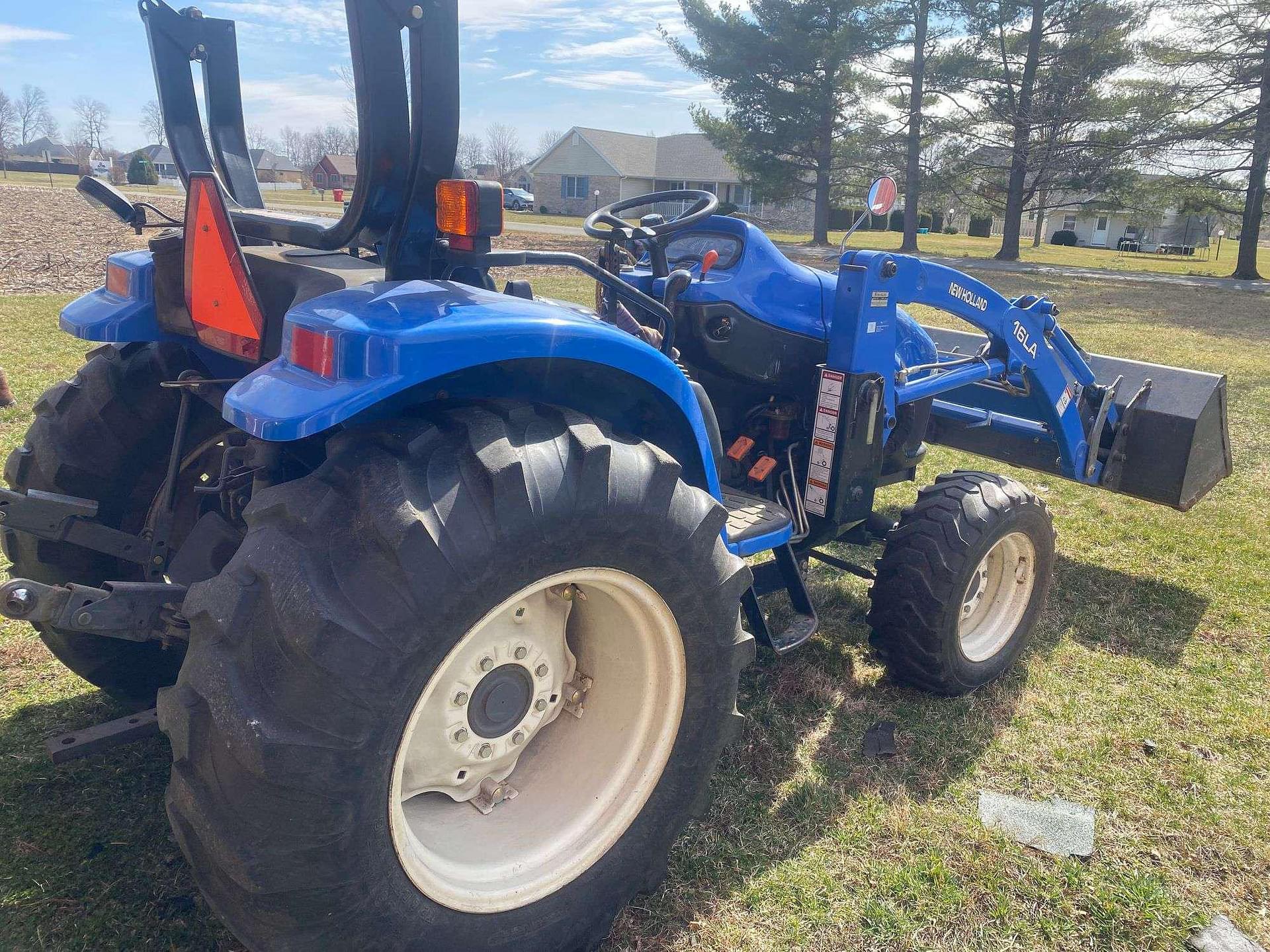 New Holland TC35D Tractors Less than 40 HP for Sale | Tractor Zoom