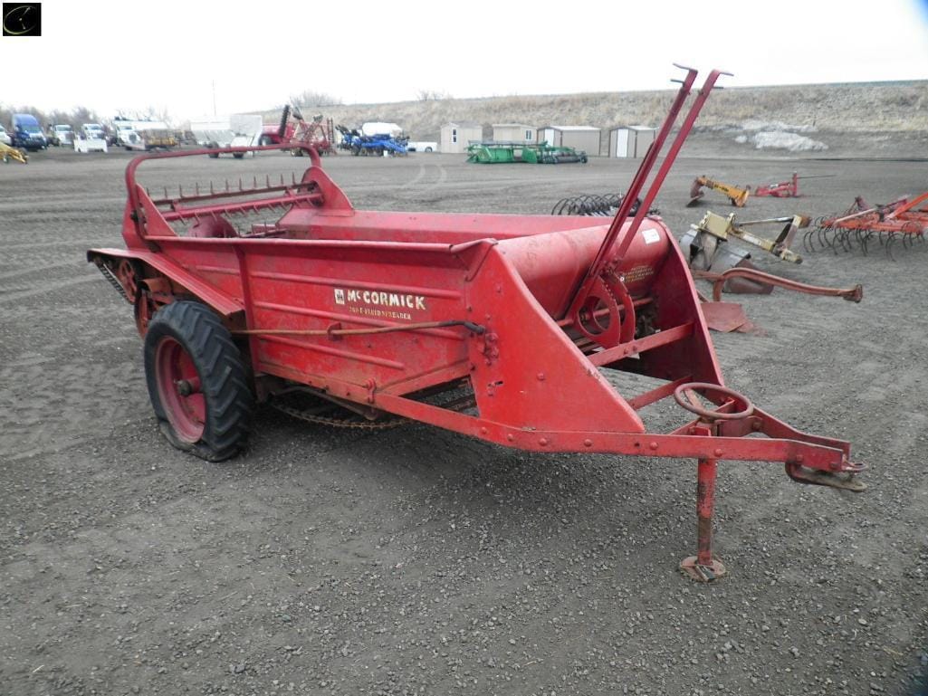 Main image International Harvester 200F