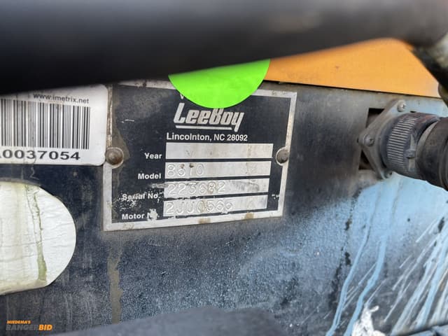 Image of LeeBoy 8510E equipment image 1