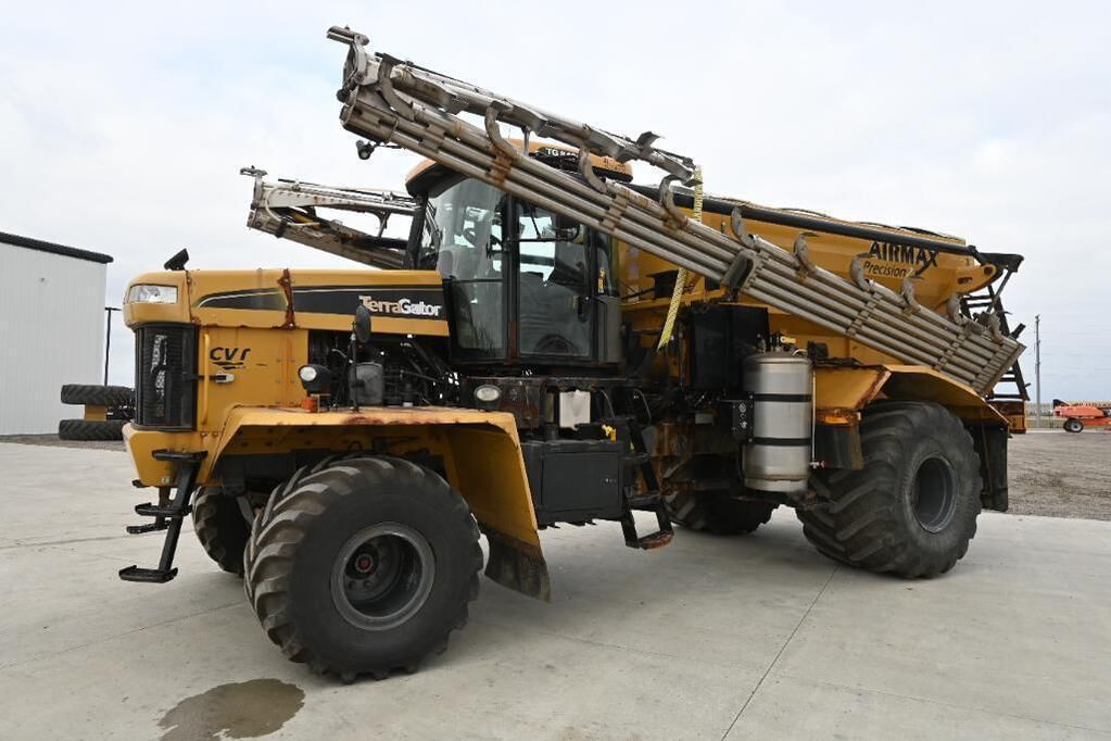 Main image Terra-Gator TG8400