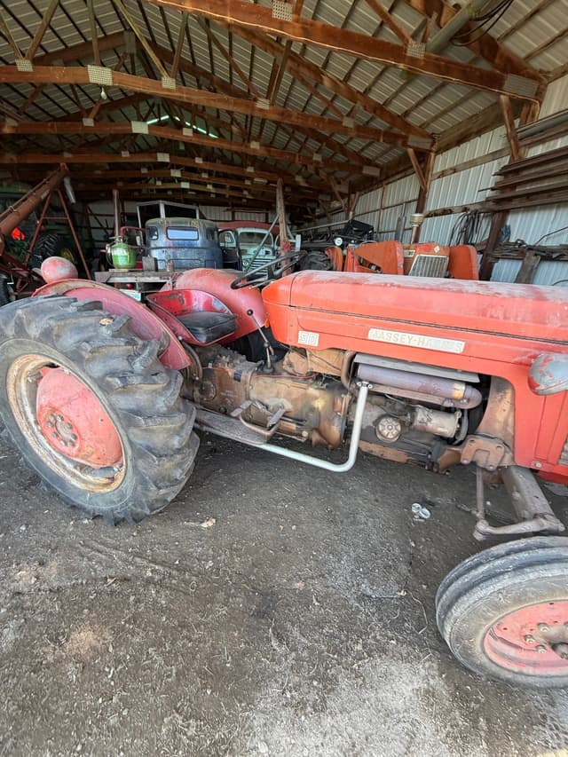 Image of Massey-Harris 50 equipment image 1