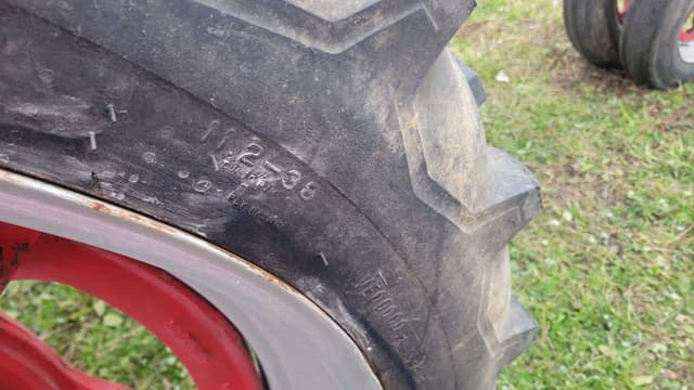 Image of Farmall H equipment image 4