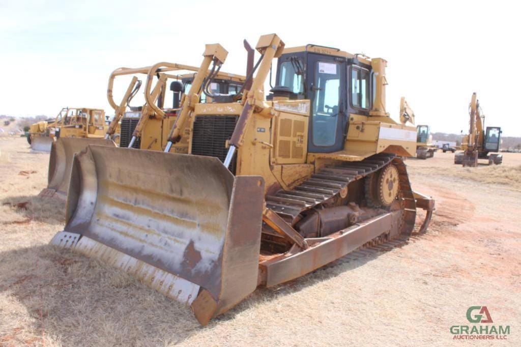 Caterpillar D6RXL Equipment Image0