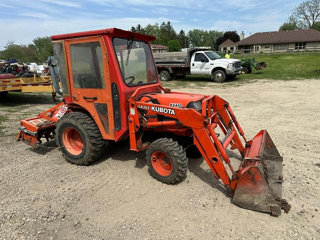 Image of Kubota B2410 equipment image 1