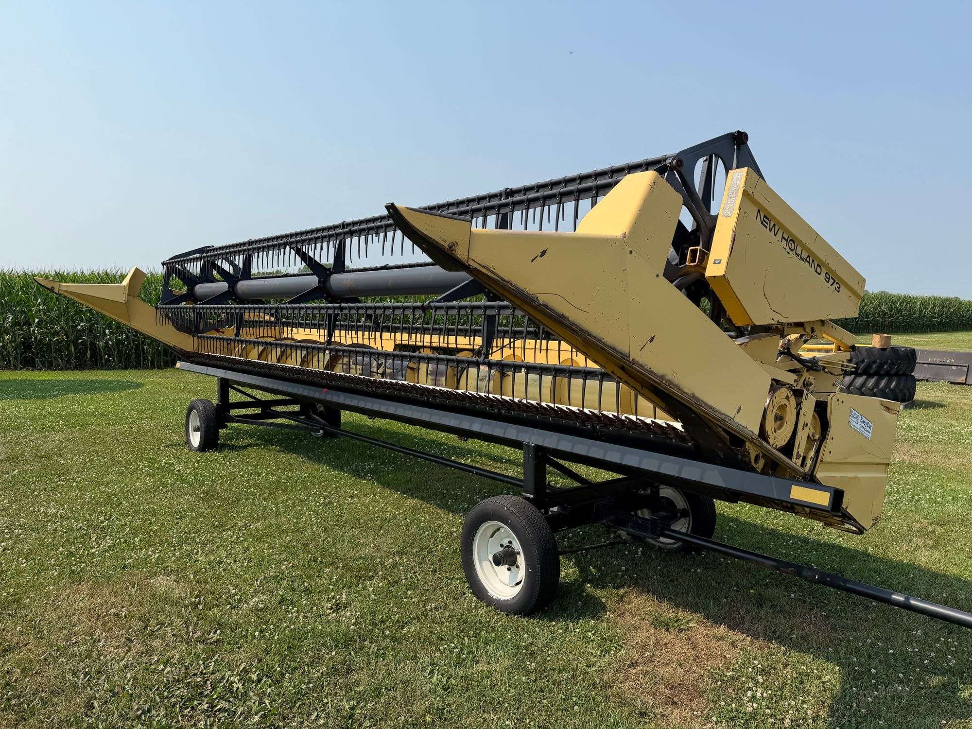 New Holland 973 Equipment Image0