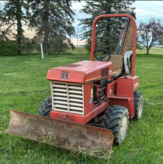 Image of Ditch Witch 3500 equipment image 1
