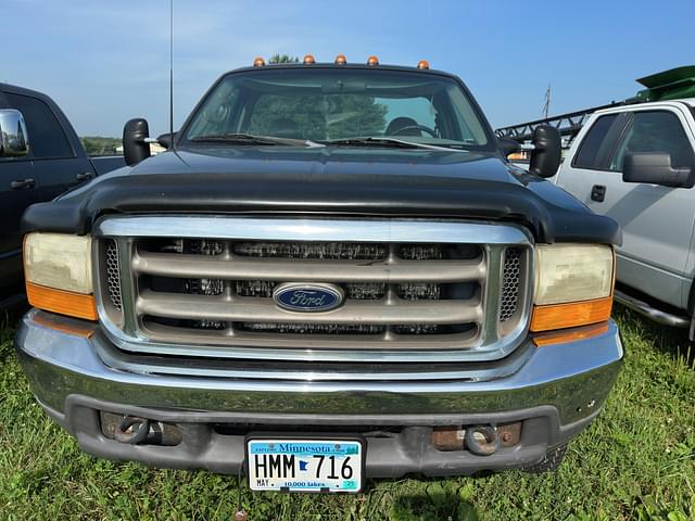 Image of Ford F-250 equipment image 1