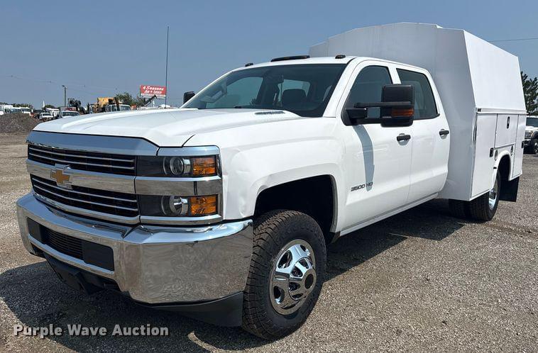 Image of Chevrolet 3500HD Primary image