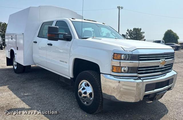 Image of Chevrolet 3500HD equipment image 2