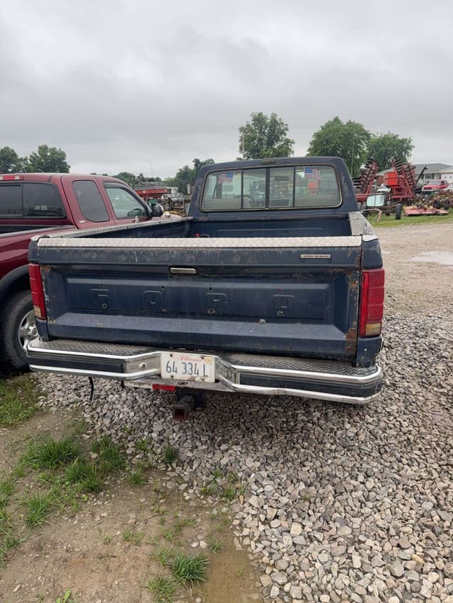 Image of Ford F-150 equipment image 4