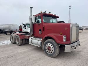 1989 International Eagle Image