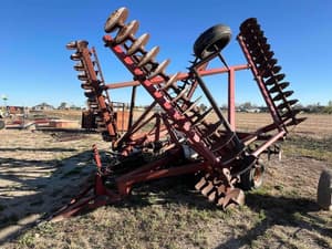 International Harvester 490 Image