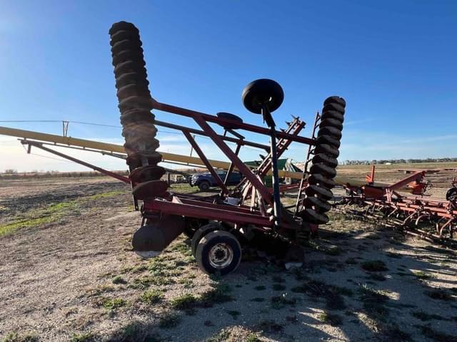 Image of International Harvester 490 equipment image 2