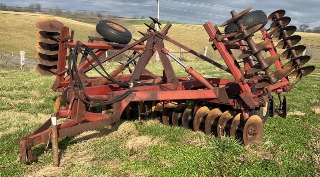 Image of International Harvester 490 Primary image