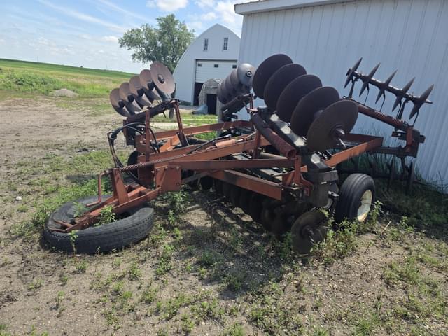 Image of International Harvester 470 equipment image 3