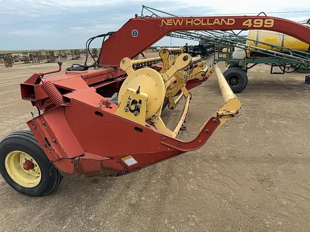 Image of New Holland 499 equipment image 3