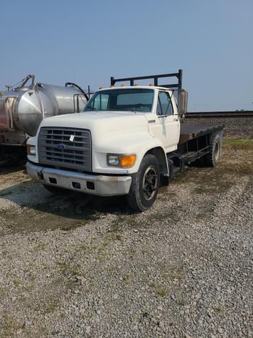 Main image Ford F-800