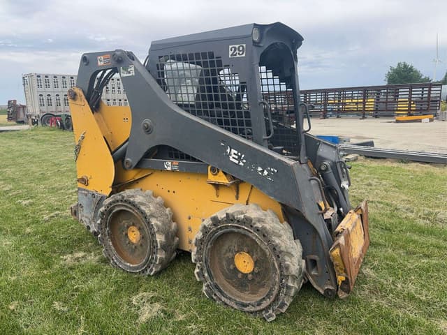 Image of John Deere 318G equipment image 1