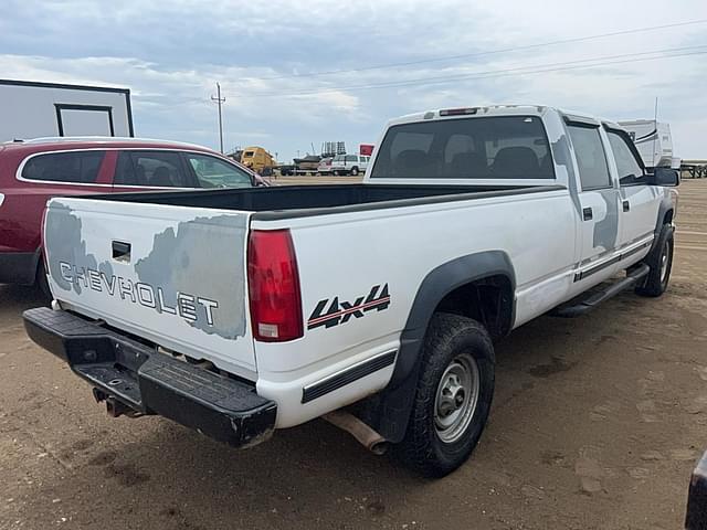 Image of Chevrolet 3500 equipment image 3