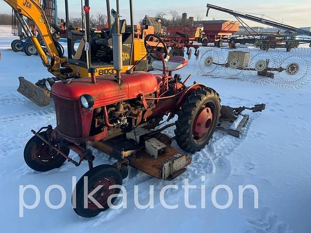 Image of Farmall Cub equipment image 1