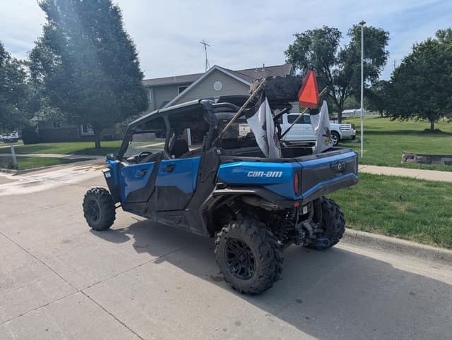 Image of Can-Am Commander 1000R XT equipment image 2