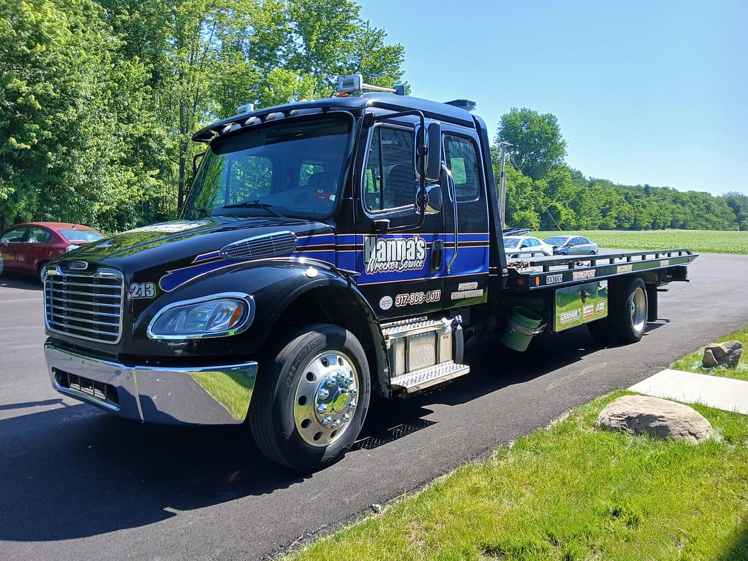 Image of Freightliner M2 Primary image
