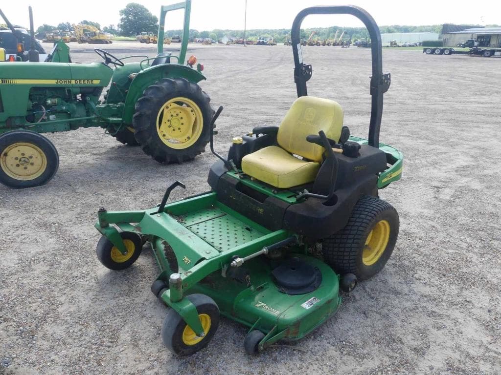 Image of John Deere 757 Primary image